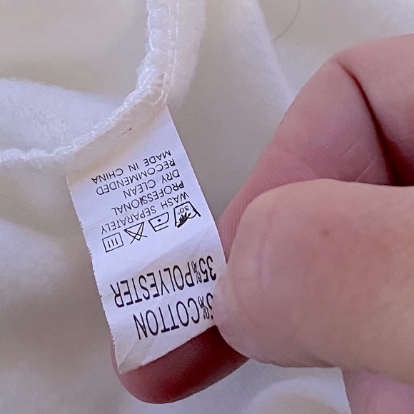 NEW BOUTIQUE LIGHT WEIGHT SWEATSHIRT - SMALL, MEDIUM, LARGE OR XL - Picture 3 of 4